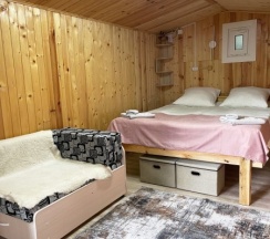 Трехместный гостевой домик "Романтика" 25 кв. м. в Архыз шале хаус