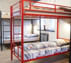 Кровать в общем номере (мужской номер) в Opaliha Loft rooms
