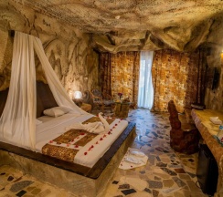 Двухместный Room Royal Cave двуспальная кровать в Caves Beach Resort Hurghada - Adults Only - All Inclusive