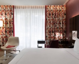 Стандартный номер с двуспальной кроватью и видом на внутренний двор в Swissotel Resort Сочи Камелия