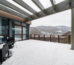 Вилла с 3-мя спальнями и панорамным видом на горы в Skypark