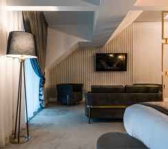 Джуниор Сюит Президент HISTORY (Junior Suite President HISTORY) в History Boutique Hotel&Spa