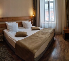 Улучшенный двухместный номер в Маросейка 2/15