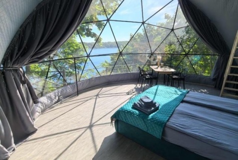 Янтарный: Турбаза Кусто