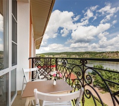 Luxe PION в Hotel Villa MARALIS