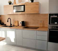 Дом в У Аэропорта