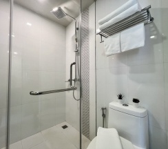 Двухместный номер Deluxe двуспальная кровать в Centro One Patong
