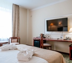 Стандартный двухместный номер с 1 кроватью в Ring Premier Hotel