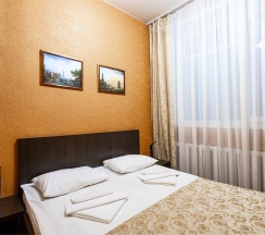 2 Одноместный номер(полу люкс),с двухспальной кроватью. в Аппартамент