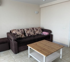 Полулюкс, двухкомнатный номер на втором этаже в Золотая рыбка