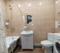 1-комнатные апартаменты студия Г.Чебаркуль, ул.Карпенко, д. 4в, кв.65 (мансарда) в Уютная студия на улице Карпенко 4В