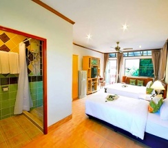 Семейный номер Deluxe в Avila Resort