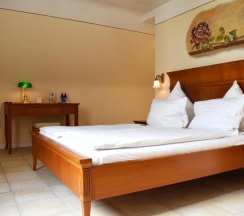 Двухместный номер Comfort двуспальная кровать в XII Apostel Hotel Albergo