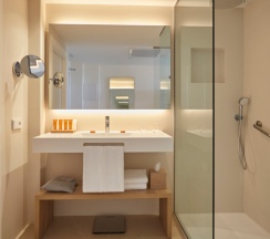 Двухместный люкс Rooftop с балконом двуспальная кровать в Bordoy Alcudia Port Suites - Adult Only