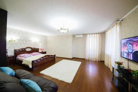 Саратов: Апартаменты Favourite Home (Фэйворит Хоум) на улице Советская
