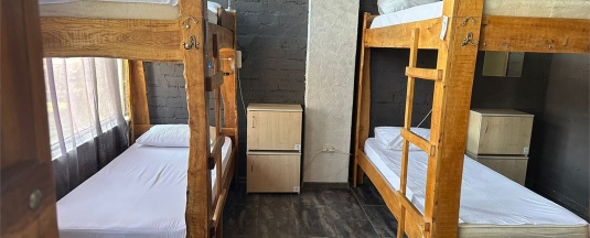 Восьмиместный женский 2 в Аэропорт
