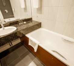 Эконом в Бенефит Плаза