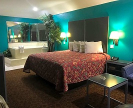 Двухместный номер Standard двуспальная кровать в Camelot Inn & Suites Veterans Memorial NW Houston