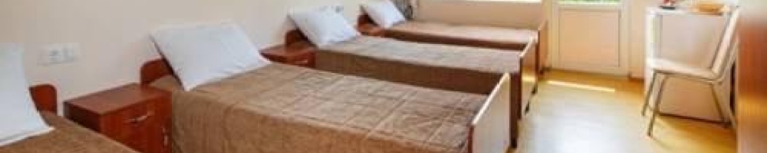 2-комнатный номер стандарт с 7 односпальными кроватями в Динамо