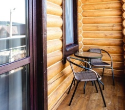 SUITE GREEN с балконом в Goldy Key