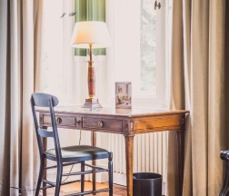 Двухместный номер Les Chambres двуспальная кровать в Henri Hotel Berlin