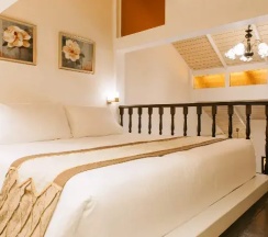 Двухместный люкс Executive двуспальная кровать в Chuchai Buri Sri Amphawa