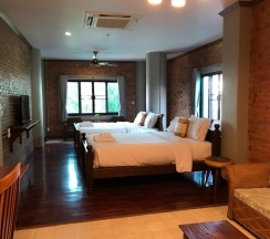 Четырёхместный номер в Saeng Panya Home - Boutique Residence (SHA Plus+)