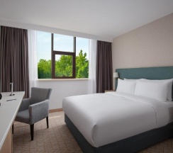 Двухместный номер двуспальная кровать в DoubleTree by Hilton Shymkent