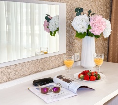 Двухкомнатный люкс в Милана