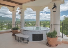 Люкс Jacuzzi с балконом в Toscana Valley Castello Della Valley