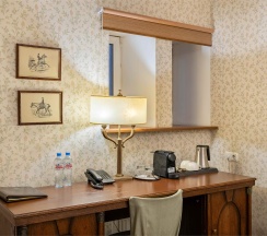 Улучшенный "Мансарда" в Ланкастер корт