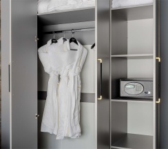 Villa Mairi Suite в Mairi