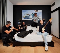 Четырёхместный номер Standard в YOOMA Urban Lodge