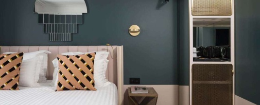 Двухместный полулюкс двуспальная кровать в Hotel Parisianer