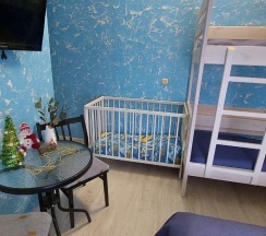 Комната полулюкс с 1 двуспальной кроватью и 1 двухъярусной кроватью в Ванилька
