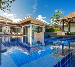 Private Pool Villa с 4 комнатами в Вилла Casabay Luxury Pool