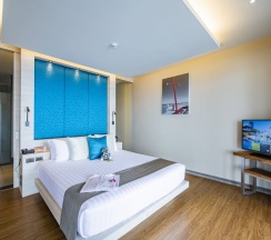 Pool номер Executive Пентхаус с видом на море в Cape Sienna Gourmet Hotel & Villas