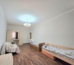 Апартаменты улучшенные ул.  Смолина 52, 3 этаж в СУТКИ КАК ДОМА