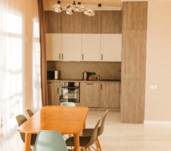 Коттедж с 3 спальнями №7 с джакузи в Чайка 1918