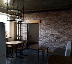 Четырёхместные апартаменты с красивым видом из окна в Квартира Next Loft