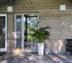 Двухместный семейный коттедж с видом на окрестности двуспальная кровать в Fraubu.camp