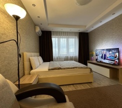 Апартаменты c 1 комнатой с балконом в Fresh Room на улице Маршала Устинова 3