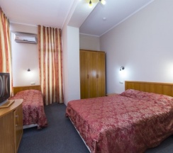 Трехместный "Стандарт" с балконом в Аллес