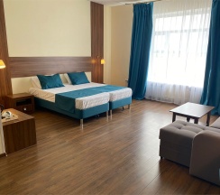 Категория А Twin Bed в Барин приехал