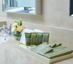 Люкс Premier с 2 комнатами в Oriental Residence Bangkok