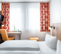 Одноместный номер Standard двуспальная кровать в ACHAT Hotel Dresden Altstadt