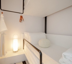 Люкс с балконом в Veranda Resort & Villas Hua Hin - Cha Am