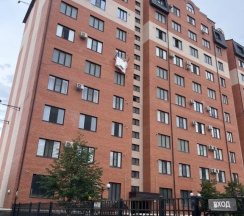 Апартаменты с 2 комнатами с красивым видом из окна в Квартира Гюль