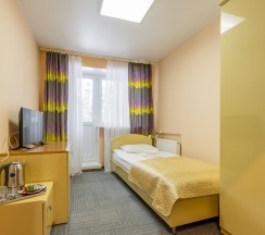 Номер комфорт стандарт с 3 односпальными кроватями в Озеро Зеркальное