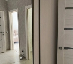 Апартаменты с балконом и с красивым видом из окна в Квартира на Автомобилистов